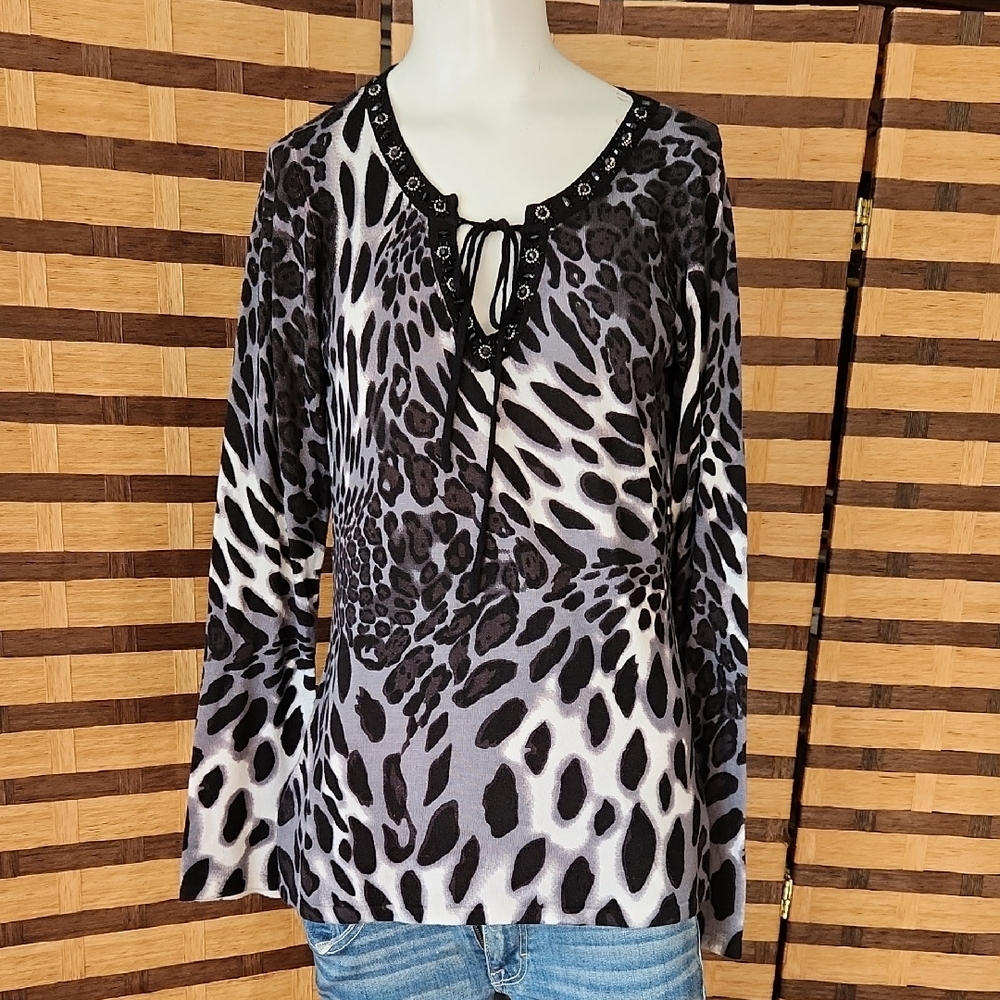 NWT! Belldini Leopard Print Long Sleeve Sweater